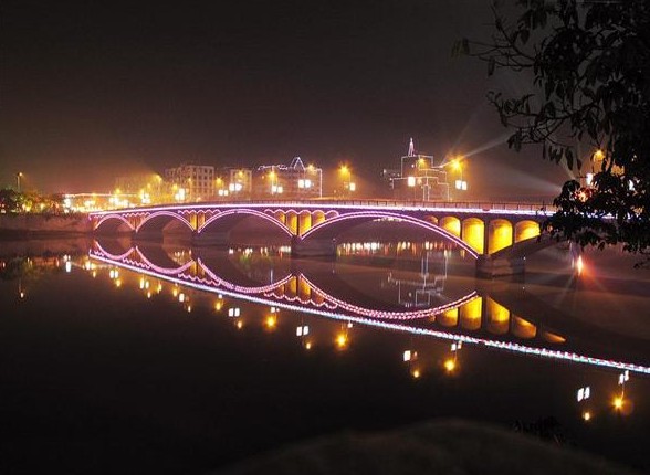 大橋亮化照明工程